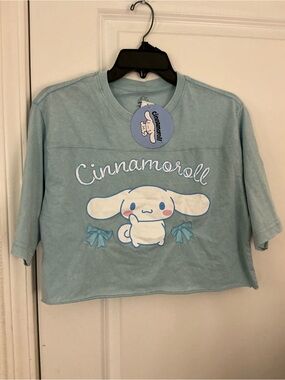 Sanrio NWT Cinnamoroll Light Blue Acid Wash Raw Hem Cropped Graphic Shirt XS 0 2